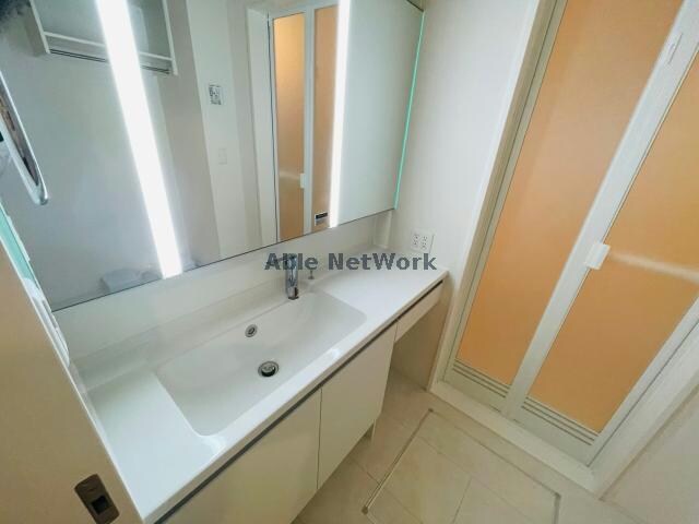 物件内観写真9　(同型反転タイプ　現況優先)