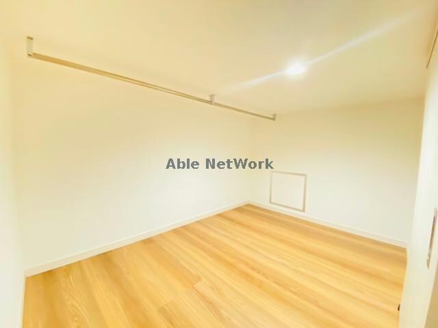 物件内観写真7　(同型　現況優先)