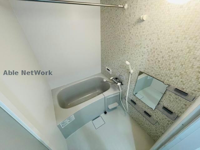 物件内観写真10　(同型　現況優先)