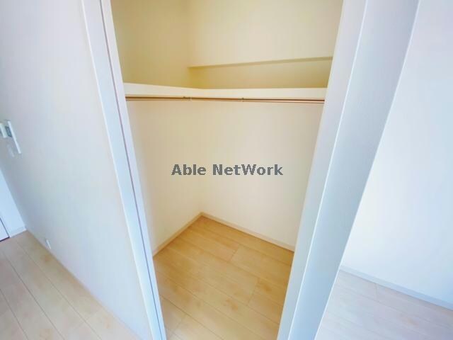 物件内観写真5　(同型　現況優先)