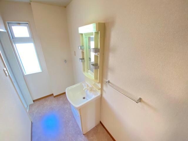 物件内観写真9　(同型　現況優先)