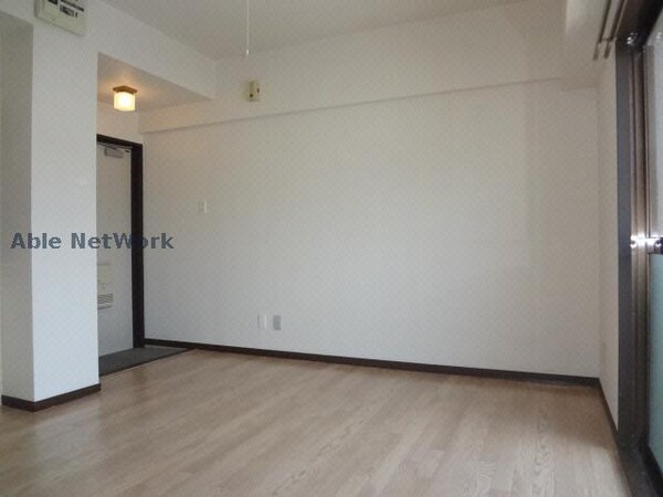 リビングダイニング