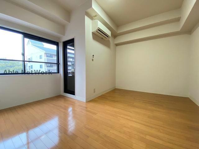 物件内観写真6　(※同型・現況優先)