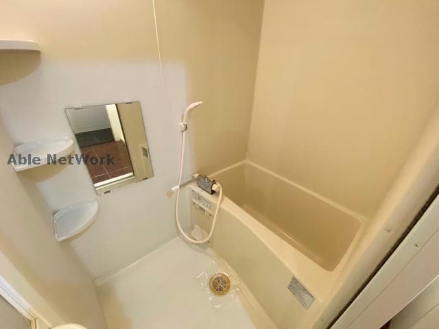 物件内観写真8　(※同型・現況優先)