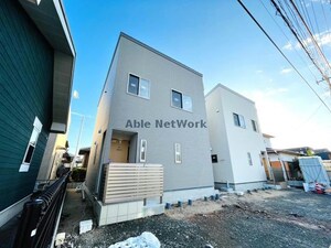 出水7丁目貸家外観写真