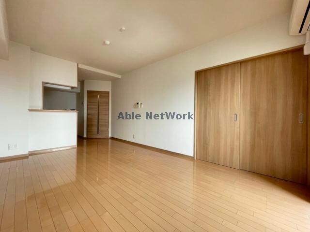 物件内観写真5　(同型　現況優先)