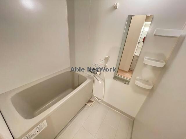 物件内観写真9　(同型　現況優先)