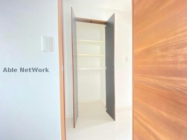 物件内観写真15　(同型　現況優先)