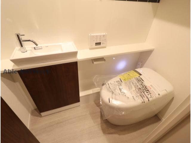 物件内観写真11　(※同型　現況優先)