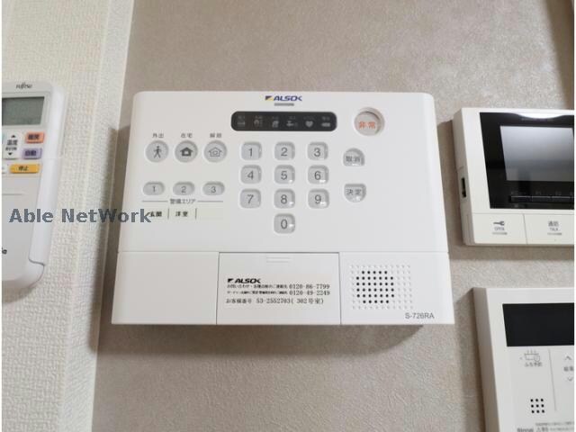 物件内観写真15　(※同型　現況優先)