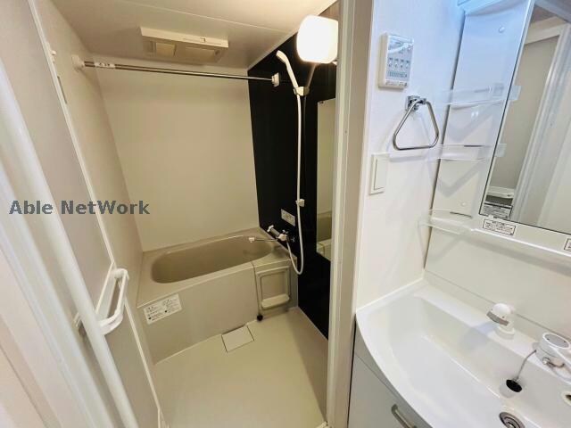 物件内観写真15　(同型タイプ　現況優先)