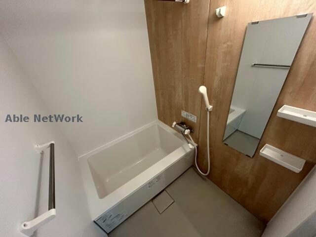 物件内観写真8　(同型タイプ　現況優先)