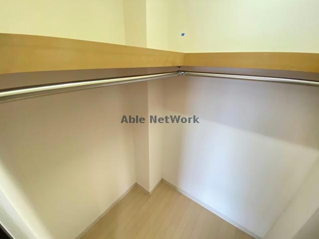 物件内観写真4　(同型　現況優先)