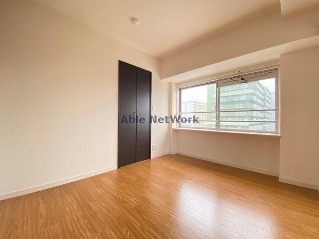 物件内観写真6　(同型　現況優先)