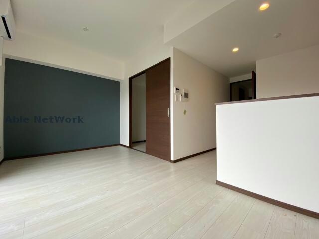 物件内観写真6　(※同型反転・現況優先)