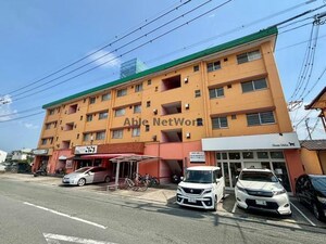 シャトー出水飛鳥外観写真