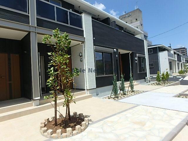 ショストラⅡの物件外観写真