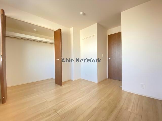 物件内観写真7　(同型　現況優先)