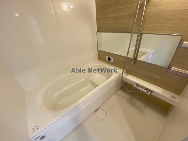 物件内観写真11　(同型　現況優先)