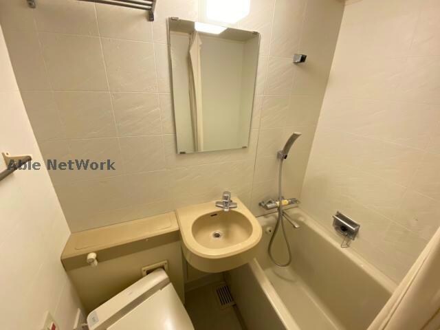 物件内観写真8　(※同型タイプ　現況優先)