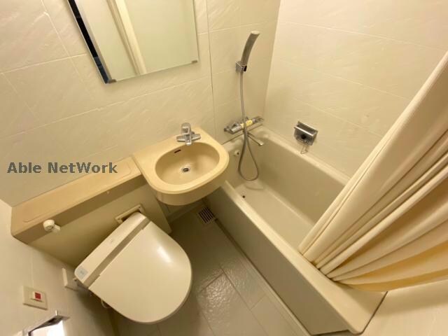 物件内観写真9　(※同型タイプ　現況優先)