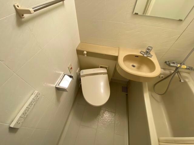 物件内観写真10　(※同型タイプ　現況優先)