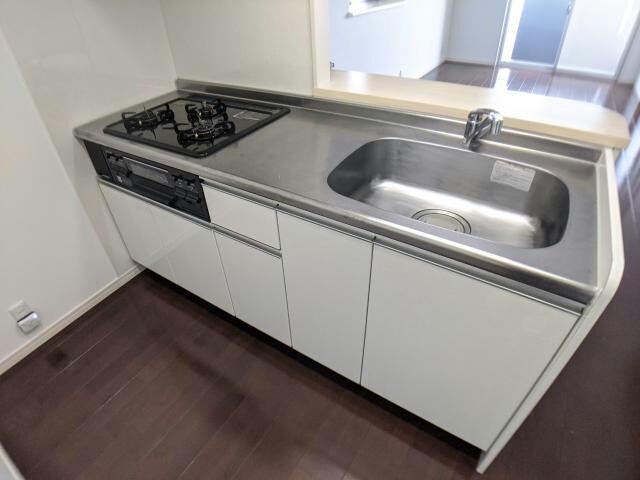 物件内観写真5　(同型モデル)