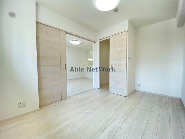 物件内観写真3　(同型　現況優先)