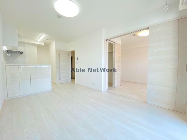 物件内観写真4　(同型　現況優先)