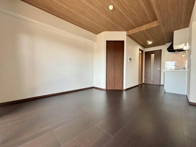 物件内観写真6　(同型　現況優先)