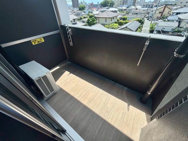 物件内観写真15　(同型　現況優先)