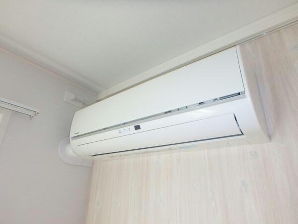 空調設備(同型反転モデル)