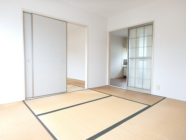 物件内観写真6　(同型モデル)