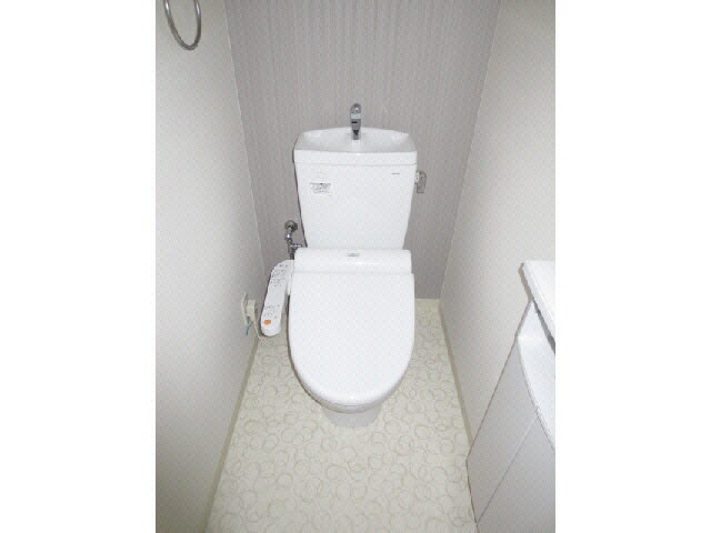 物件内観写真12　(同型　現況優先)