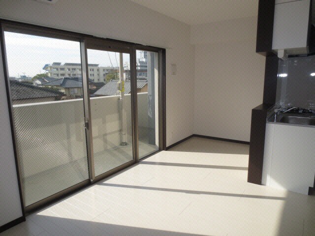 物件内観写真13　(同型　現況優先)