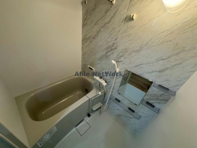 物件内観写真7　(同型タイプ　現況優先)