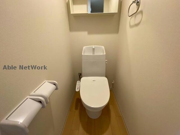 トイレ(※同型反転)