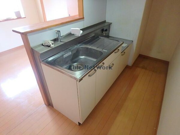 キッチン(同型タイプ　現況優先)