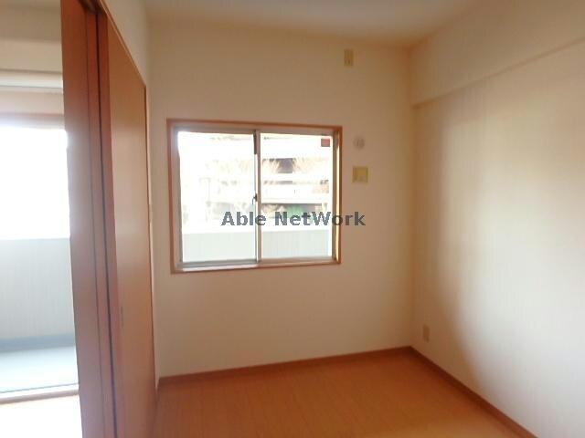 物件内観写真5　(同型　現況優先)