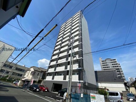 LIBTH新町外観写真