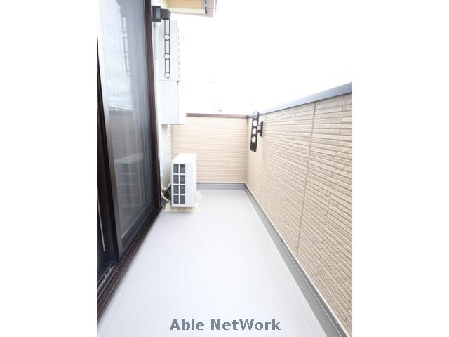 物件内観写真16　(同型反転)