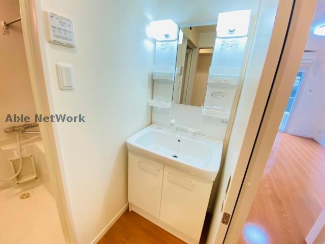 物件内観写真9　(同型　現況優先)