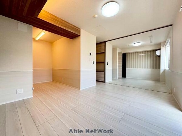 リビングダイニング