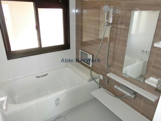 物件内観写真9　(同型)