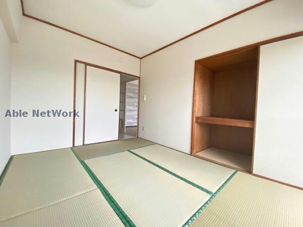 収納(同型タイプ・現状優先)