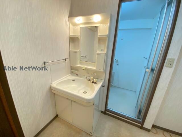 物件内観写真8　(同型反転　現況優先)