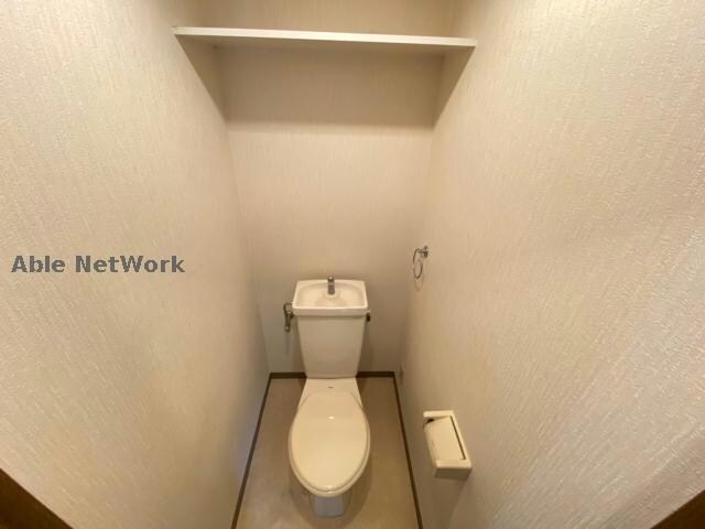 物件内観写真9　(ウォシュレット設置済)