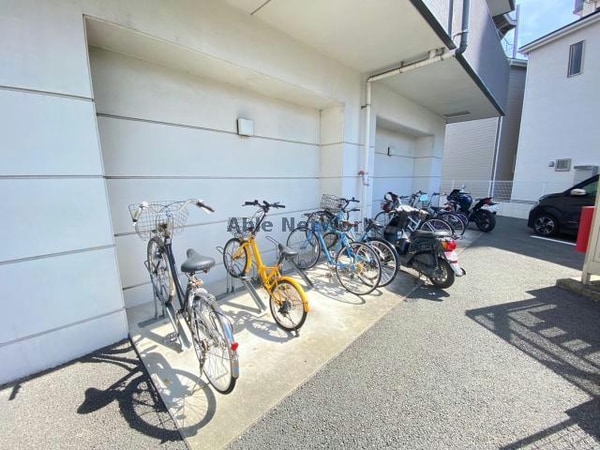 駐輪場