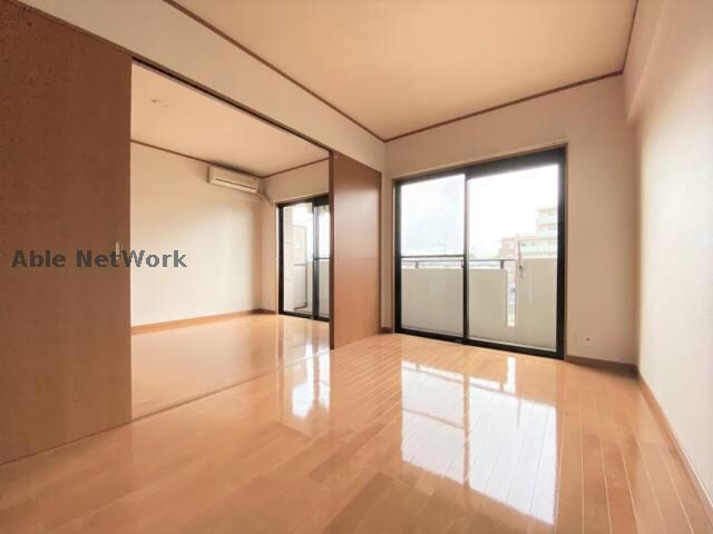 物件内観写真6　(※同型タイプ)