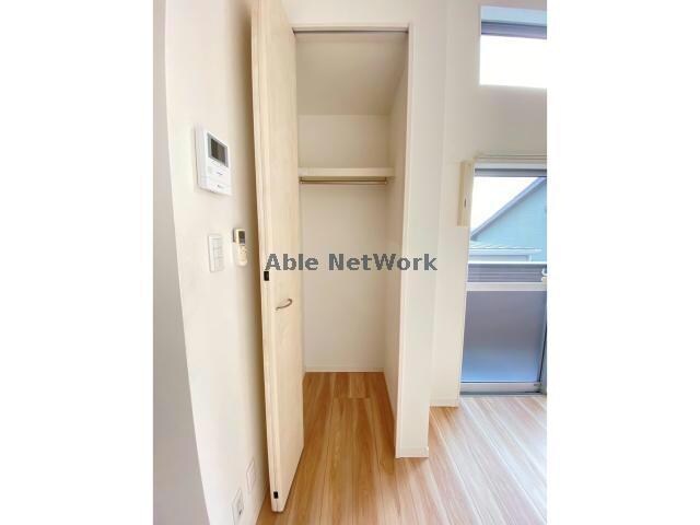 物件内観写真8　(同型反転　現況優先)